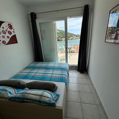 Marina Apartmani Tisno Murter Esterno foto