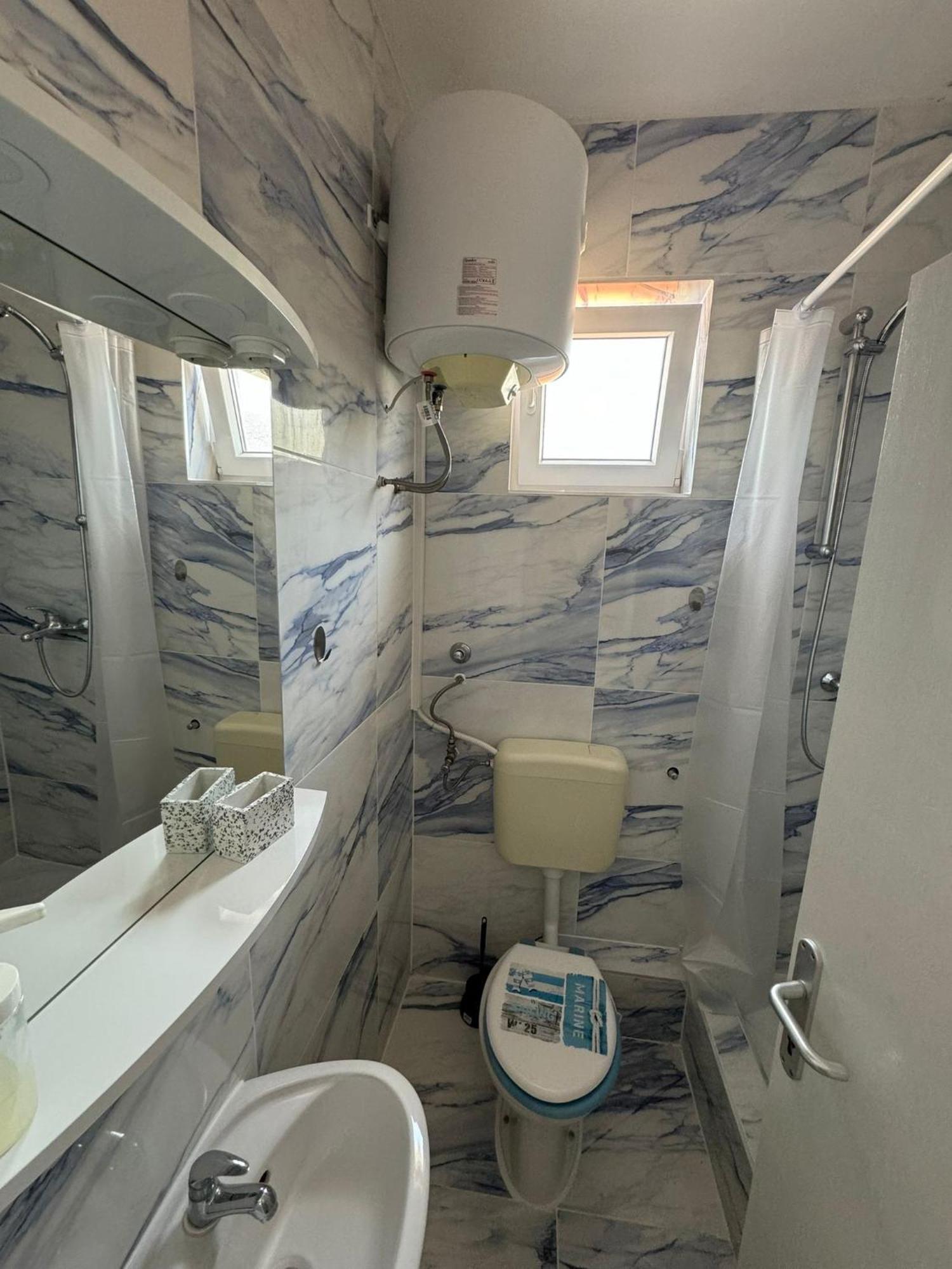 Marina Apartmani Tisno Murter Esterno foto