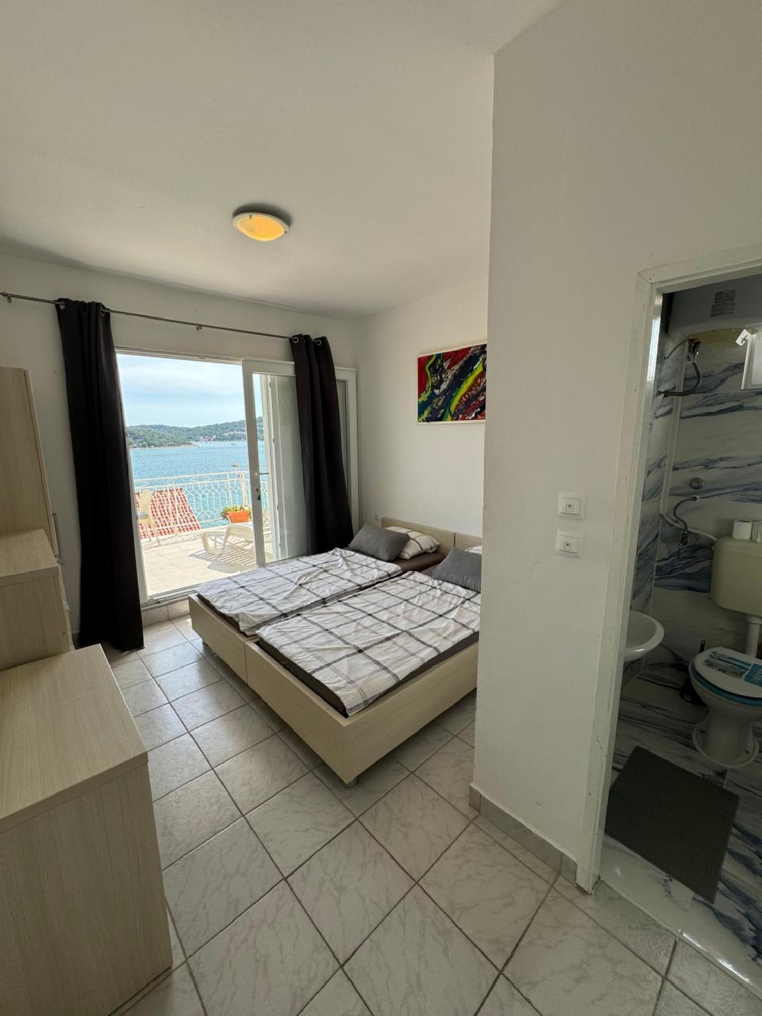 Marina Apartmani Tisno Murter Esterno foto