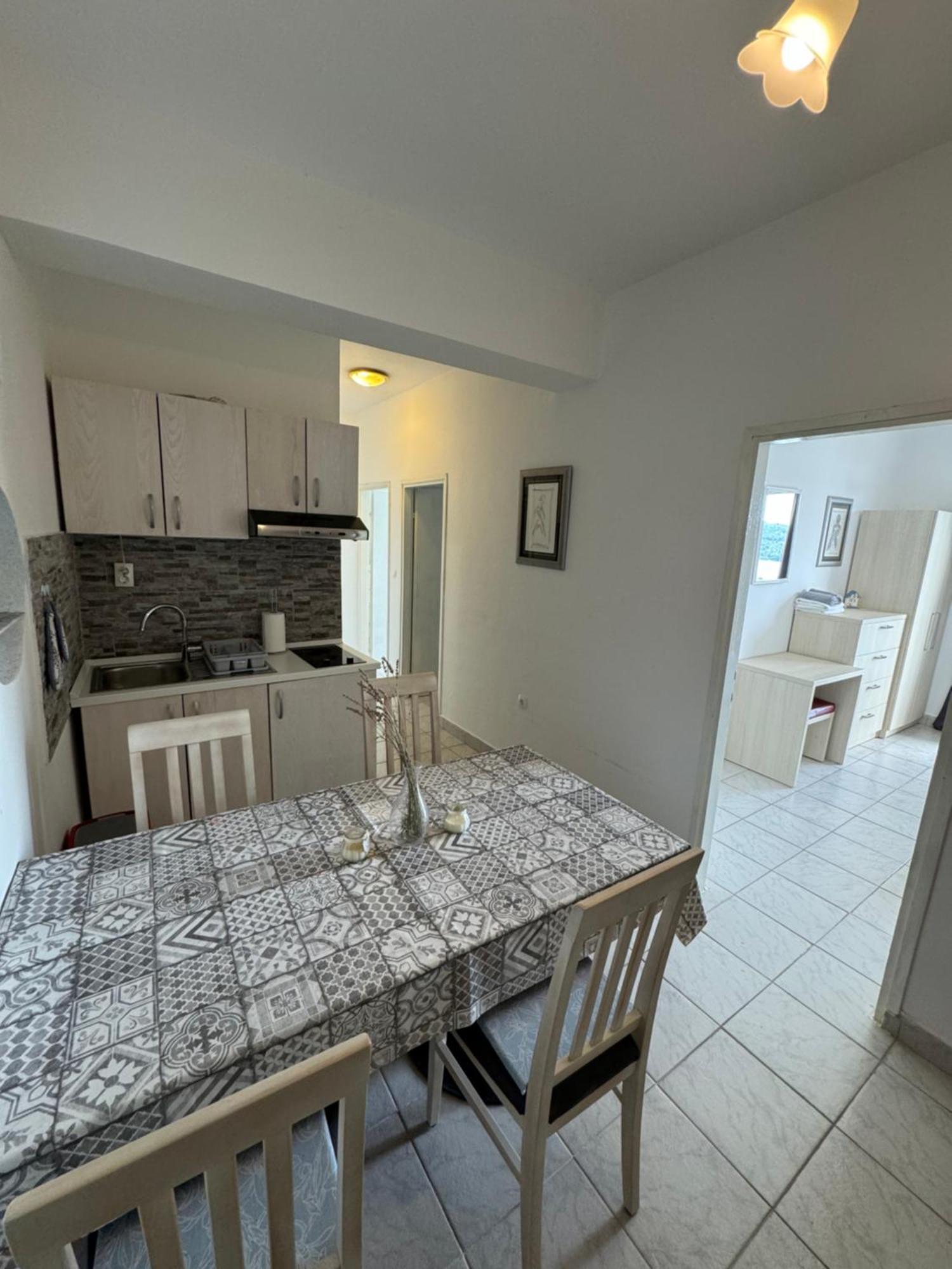 Marina Apartmani Tisno Murter Esterno foto